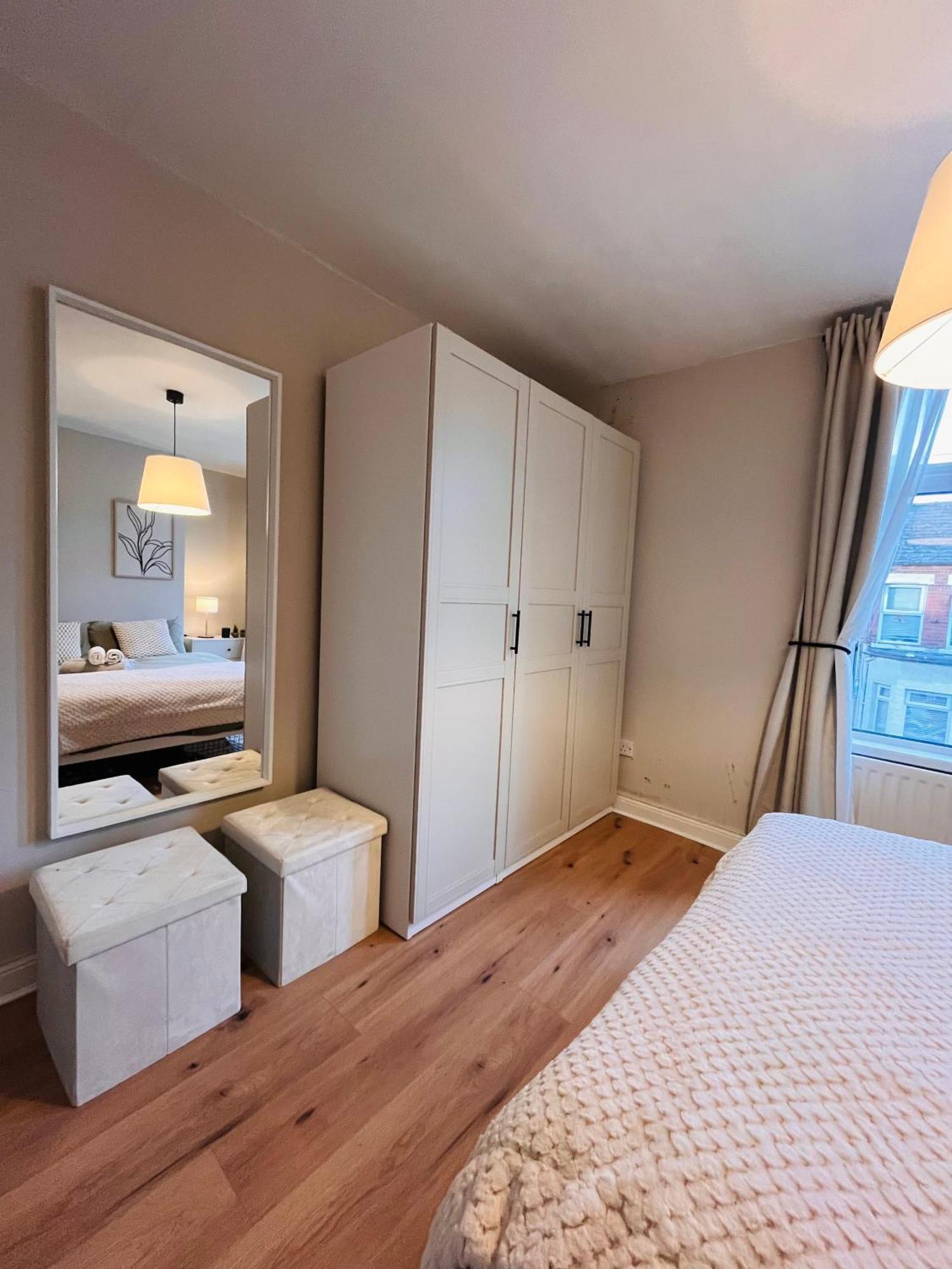 J&S Downtown Sky Attic House Belfast Exterior foto